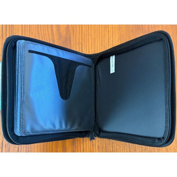 Original Palms Las Vegas Branded CD/DVD Storage Case With Zipper & Handle - Picture 2 of 3